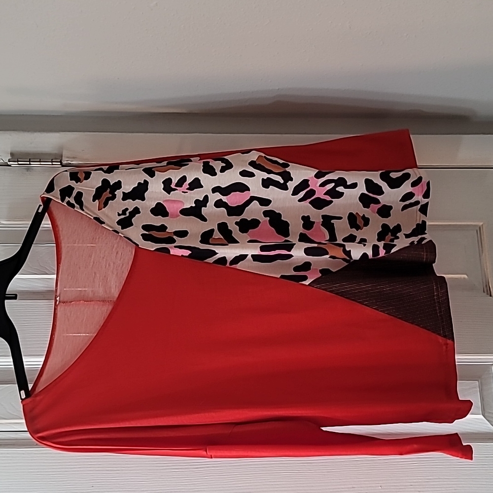 Orange and leopard print long-sleeved top